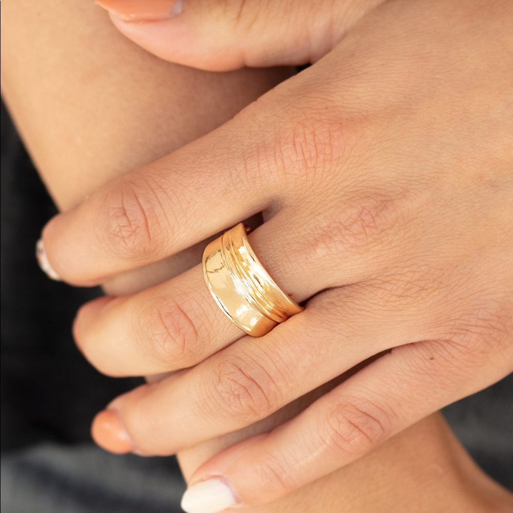 Band together gold ring